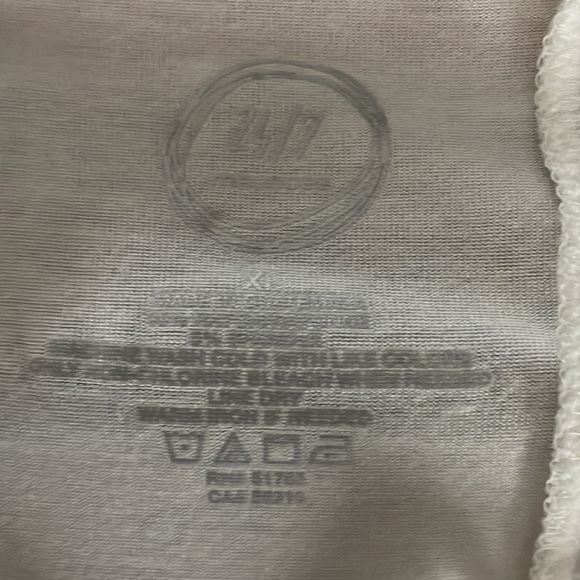 Nice Tank Top - Picture 4 of 4